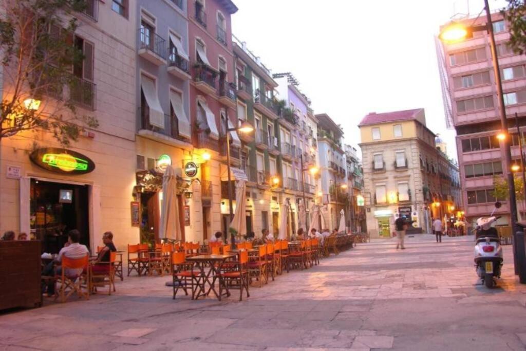 Tus Vacaciones En El Corazon De Alicante! المظهر الخارجي الصورة